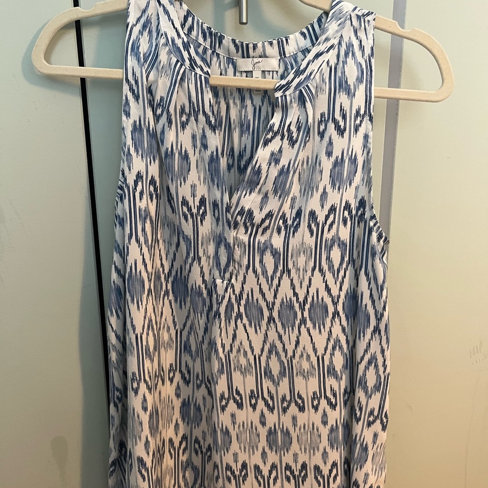 Joie blue and white silk ikat print sleeveless blouse
